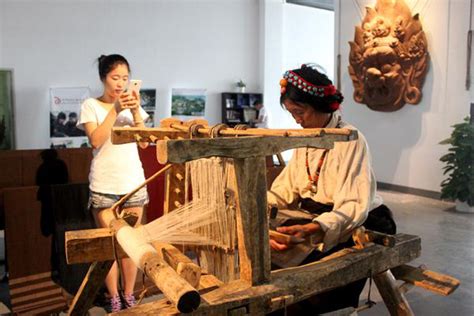 “圣洁甘孜 雪域手造”非遗文化博览馆在深圳揭幕藏地阳光新闻网