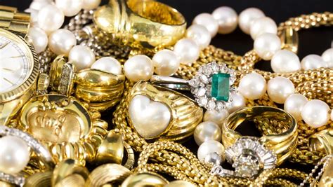 中国金银珠宝类商品零售总额同比下跌12.5% - 珠宝行业、企业资讯 - 安斯特珠宝首饰定制_一站式珠宝制造供应商_ANSTER官网