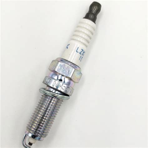 4/Lot.18855-10080 SILZKR6B11 Iridium Spark Plugs For Hyundai i20 i30 CW ...