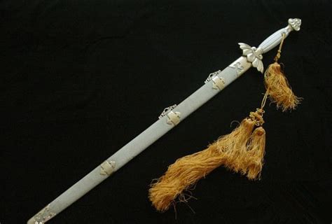 中国古代铸剑祖师爷欧冶子打造的8把神剑，它们现在都在哪？