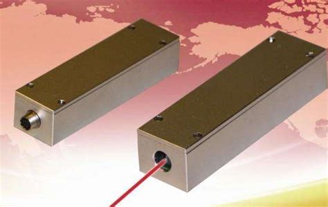 紧凑型精确激光测量传感器LM150 - 激光位移传感器 - 无锡泓川科技有限公司