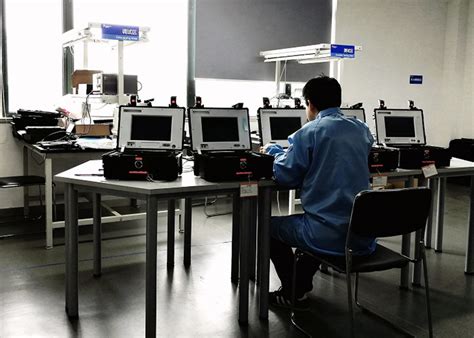 1月22日，赣州澳克泰工具技术有限公司对我司生产的数显布洛维硬度计验收完毕。-上海钜晶