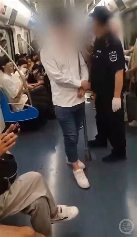 成都男子持刀闯地铁安检 被拘7天 - 成都 - 华西都市网新闻频道
