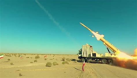 伊朗展示魔改C802导弹反舰画面 射程已超过300公里_手机新浪网