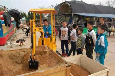 儿童电动挖掘机玩具车挖土机可坐人挖机超大号男孩遥控工程车可坐