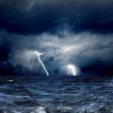 【暴风雨前和暴风雨过后美丽的彩霞摄影图片】风光摄影_太平洋电脑网摄影部落
