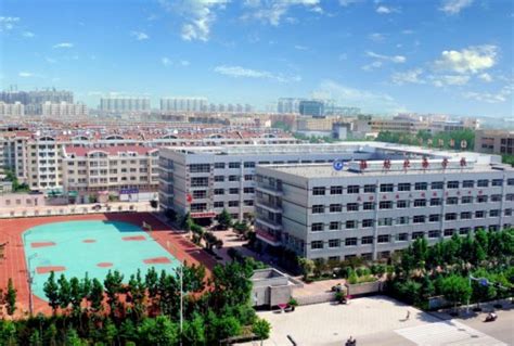 让北海引进多一点像北京师范大学北海附属中学这种学风良好的学校