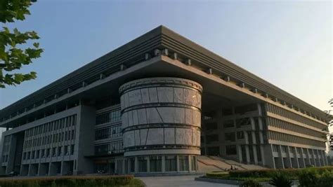 河南工业大学图书馆_画左的考拉-站酷ZCOOL
