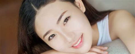 她是中国最漂亮的女道士，有脸蛋有才华，读完大学后卖房出家