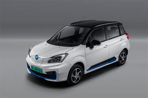宝骏品牌将打造首款新能源车 命名TBD 造型小巧呆萌