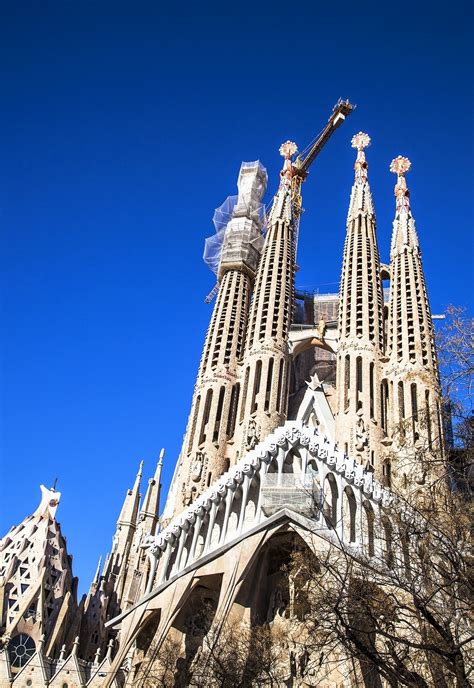 西班牙风格建筑的三大特色—色调、设计布局与材质 - 西班牙风格-上海装潢网