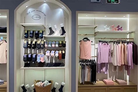 内衣专卖店设计 - 上海店铺品牌SI空间设计