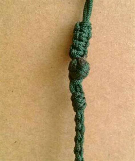 吊坠和挂绳的系结方法，简单大气，图文详解！