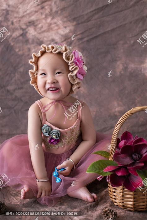 女宝宝可爱公主裙摄影,儿童婴儿,人物百态,摄影素材,汇图网www.huitu.com