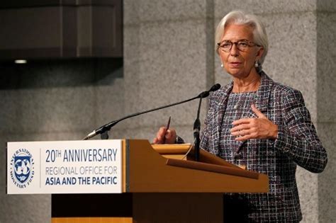 IMF总裁：2021年全球经济有三大风险值得关注|界面新闻 · 天下