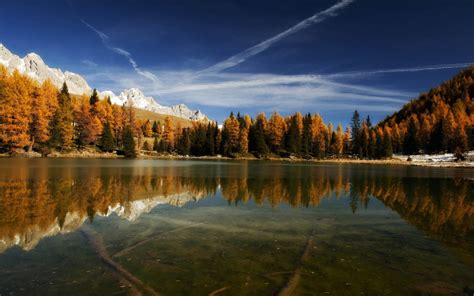 意大利圣培露湖泊山水一色风景壁纸桌面-壁纸图片大全