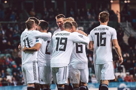 欧洲杯预选赛 爱沙尼亚0-3德国 - 风暴体育