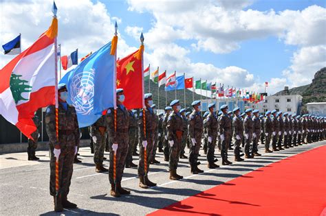 致敬中国蓝盔！中国维和官兵获授联合国“和平勋章”_新华报业网