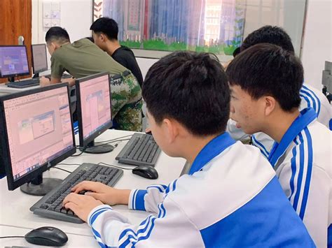 电脑机房-专业实训室-校园风采-广州市北达技工学校（唯一官网）