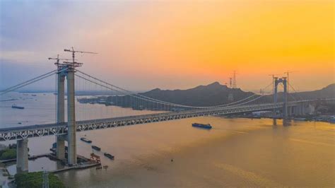 世界首座高铁悬索桥五峰山长江大桥正式通车－国务院国有资产监督管理委员会