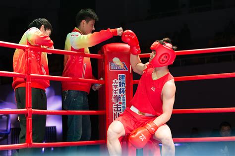 首届“建桥杯”临港高校大学生拳击比赛