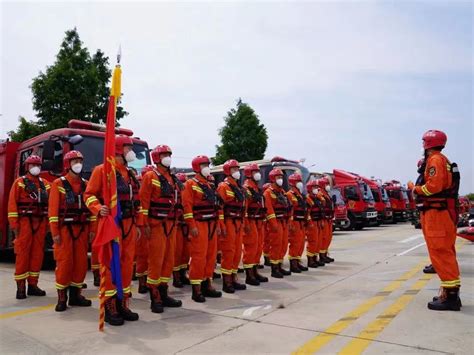 海南消防举行2019年新入职消防员第一阶段训练会操-新闻中心-南海网