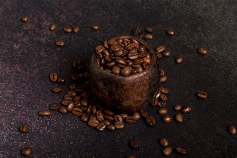 Dark Roast Coffee Grounds (100 Gms) – Meghalaya
