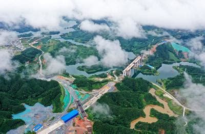 广西融水：推进高速公路建设-人民图片网