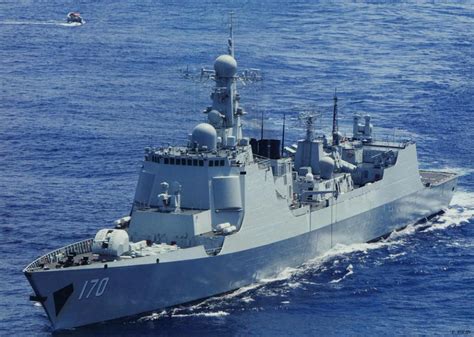 中国军舰已做好撞击美舰准备 留给美军时间不到10秒_手机新浪网