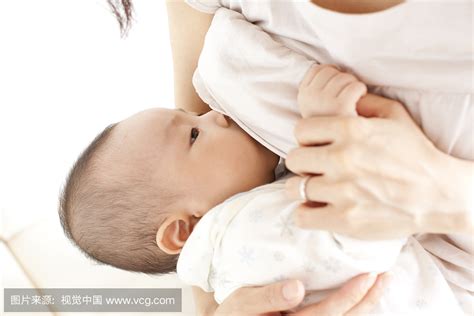 哺乳期妈妈如何通过饮食提高乳汁的质量？ | 新闻资讯 | 广州爱博恩医疗集团有限公司