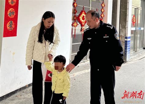 会同：警察临时当“奶爸”，助“尿不湿”孩童回家 - 会同 - 新湖南