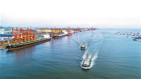 广西防城港码头401号泊位首次接卸外贸船舶_凤凰网视频_凤凰网