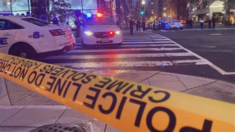 美国警察枪杀黑人引发骚乱_资讯频道_凤凰网