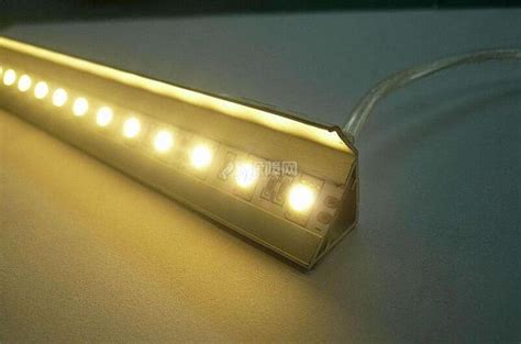 led灯闪烁是什么原因 led灯闪烁处理办法 - 装修保障网