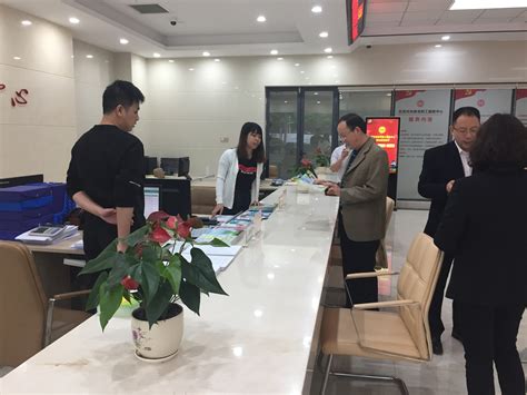 广安前锋区集中签约6个轻纺产业项目--四川经济日报