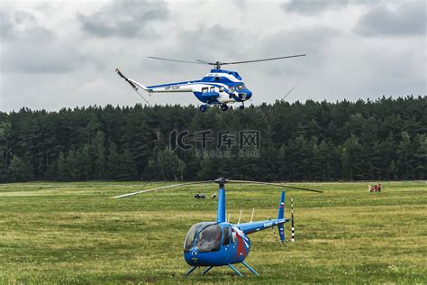 第16届世界直升机锦标赛参赛者直升机高清摄影大图-千库网