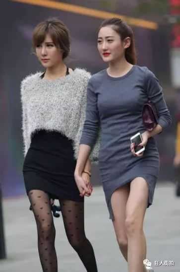 美女性感丝袜穿搭，秀长腿型，展完美身材_丝袜街拍_中国丝袜网