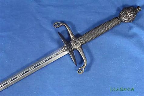 日本草雉剑，北欧胜利之剑，希腊HARPE，都不如这把中国神剑！|希腊|神剑|北欧_新浪新闻