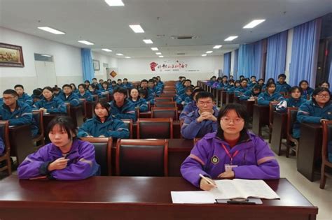 霍邱一中初中部开展九年级教师动员活动_霍邱县人民政府