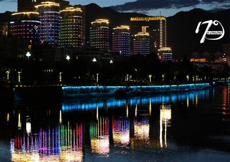 2023新安江风景名胜区游玩攻略,夜色中的新安江，透过多彩迷...【去哪儿攻略】