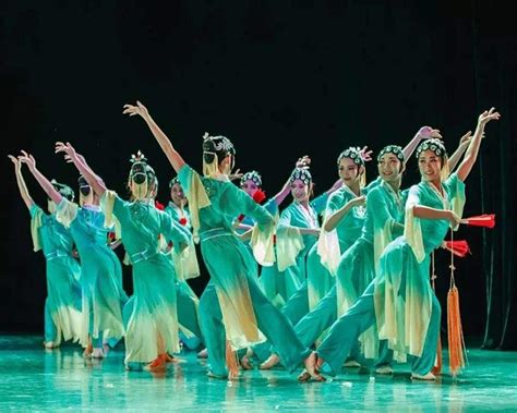 中国古典舞身韵女班教材01、提沉