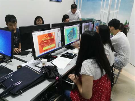 加强机房硬件建设 提升教育教学质量-宁夏工业学校