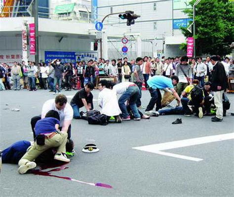日本街头杀人案犯：任何人都是我要杀的目标_新闻中心_新浪网