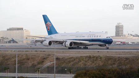 南航787型飞机降落高清图片下载_红动中国
