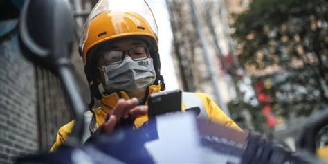 上海警方成功侦破一起疫情期间外卖骑手恶意哄抬物价非法经营案