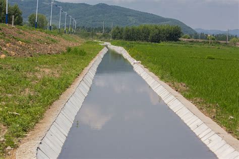 灌溉沟渠,沟渠,灌溉_大山谷图库