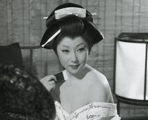日本昭和时期有哪些美女？ - 知乎