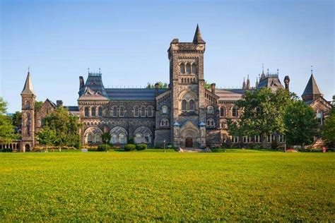 加拿大顶尖公立学校——多伦多大学-翰林国际教育