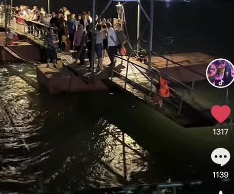 永州冷水滩网红浮桥断裂，多人被困，有关部门：桥已修好无人受伤_舟桥_游客_新闻