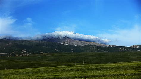 新疆伊犁河谷